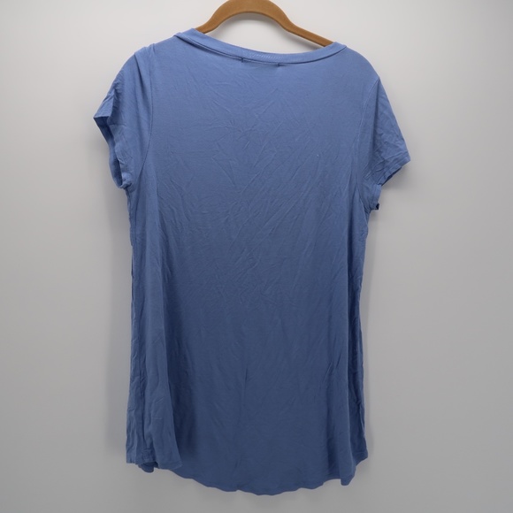 Cris & Carol Short Sleeve Hi-Lo Tee T-Shirt Top - Picture 2 of 5